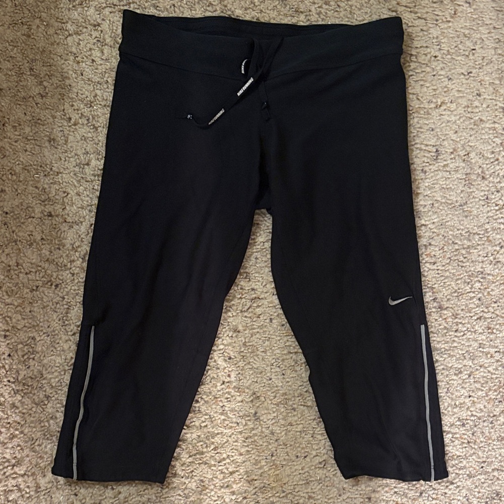 Nike Women's Black Cropped Running Pants Size Medium - Picture 2 of 6